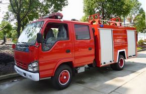 細(xì)水霧消防車圖片